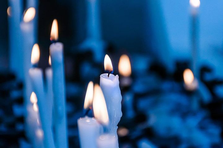 Biskop Ulrica uppmanar församlingar och pastorat i Skara stift att bjuda in till bön i samband med den nationella tysta minuten tisdag 11 februari.