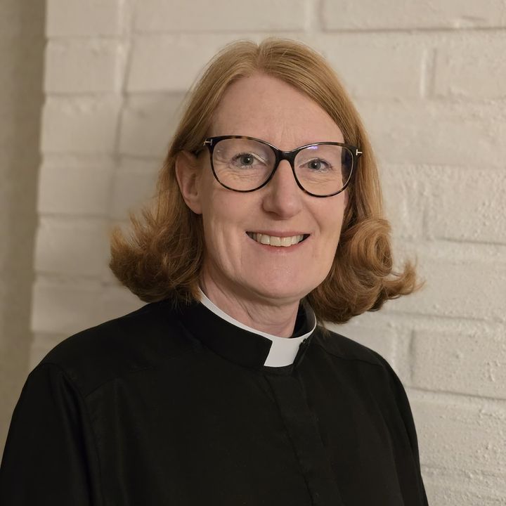 Maria Åkerström blir ny domprost i Skara. Hon tillträder 1 mars 2026.