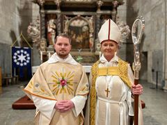 Carl Jälknäs och biskop Ulrica Fritzson