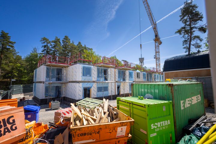 I Nockebyhov, i västra Stockholm bygger Familjebostäder kvarteret Oldmästaren enligt Miljöbyggnad Guld, den högsta nivån inom det svenska miljöcertifieringssystemet Miljöbyggnad.