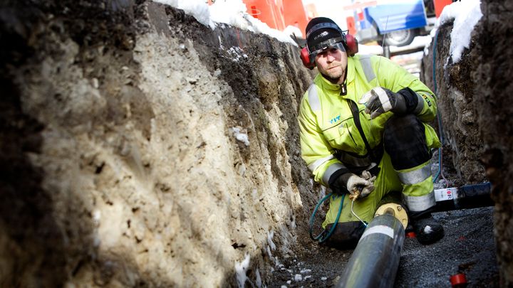 Kabeldragning av fjärrvärme