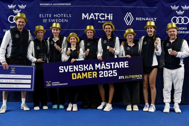 Helsingborgs TK:s damlag. Foto: Patrick Bengtsson / tennis.se