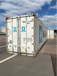 Den container i vars bottenplatta 240 kilo kokain från Ecuador gömdes. Beslaget gjordes i Helsingborgs hamn 26 april.  Foto: Tullverket