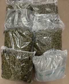 Flera kilo hampa/cannabis spetsat med den farliga syntetiska cannabinoiden ADB-4en-PINACA.