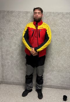 Det falska fraktbudet åtalas för synnerligen grov narkotikasmuggling.