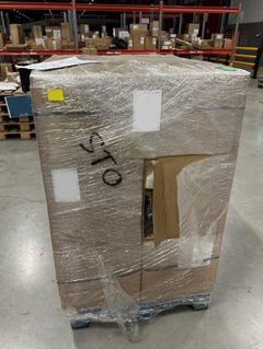 Lastpallen med 138 kilo cannabisharts från Spanien som Tullverket upptäckte på en godsterminal i Södertälje.