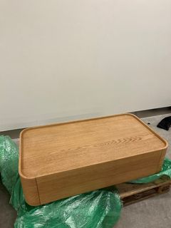 Bord 1 utan emballage.