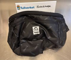 Becknarväskan som innehöll en likadan strumpa som kokainet var inlindat i.