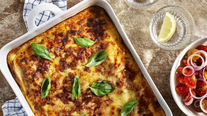 Det är vanligast att laga matlådor på söndagar och det mest populära receptet är lasagne, enligt besöksdata från Arla.se. Foto: Arla.