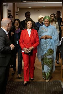 H.M. Drottningen anländer till FN tillsammans med Amina Mohammed, FN:s biträdande generalsekreterare.