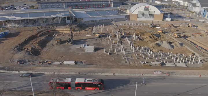 bygget av Rosenlundsbadet
