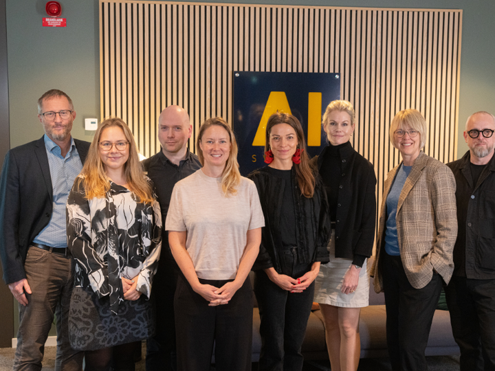 Representanterna för Arbetsmarknadens AI-råd träffades för sitt första rundabordssamtal den 6 oktober på AI Swedens kontor i Stockholm.