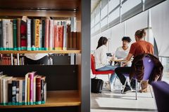 På universitet och högskola studerar nästan 70 procent med studiestöd från CSN.