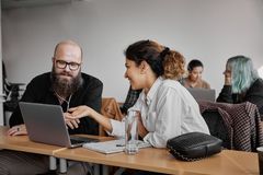 Studiestartsstödet fick troligen fler att studera men var administrativt krävande, menar kommuner som CSN intervjuat.