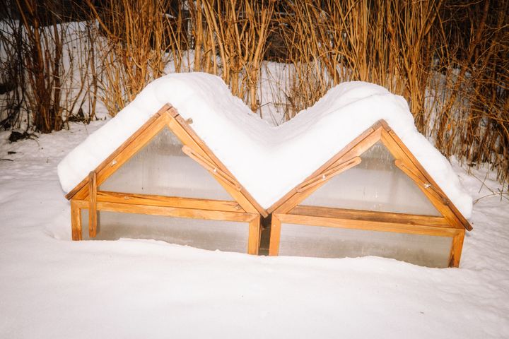 Påståendet att höjt bolånetak inte hjälper förstagångsköpare saknar grund: Kritiker till den kommande höjningen av bolånetaket har hävdat att det inte hjälper förstagångsköpare eftersom det kommer att leda till höjda bostadspriser. Det finns inga belägg för det påståendet, skriver Robert Boije och Linda Hasselvik, chefsekonom respektive privat- och boendeekonom på SBAB i en debattartikel i Dagens Industri i dag.