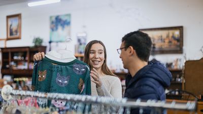 Fyra av tio svenskar har det senaste året valt att köpa begagnat, låna eller hyra samt reparera saker som är trasiga, snarare än att köpa nytt, för att minska sin egen miljöpåverkan. Det är en ökning med 7 % sedan år 2022. Kommer beteendeförändringen att avspegla sig i Black Weeks försäjning?