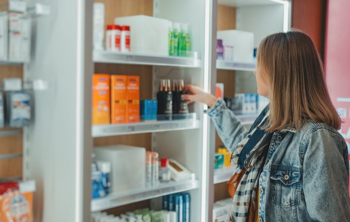 Vad innebär de här ingredienserna för min hälsa och för miljön? Det är svårt att navigera i långa innehållsförteckningar så miljömärkning underlättar för konsumenten. Miljömärkning blir extra viktigt när EU:s regler riskerar att försvaga konsumentskyddet.
