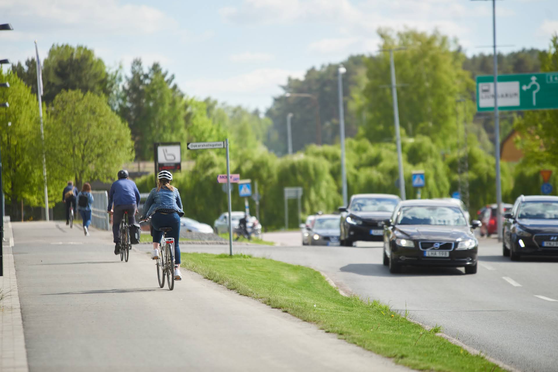 Uppmaningen till kommunerna: Gör mer för att fler ska använda cykelhjälm!