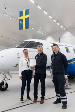 Anna Alm Andersson, förbundsdirektör, Ola Karlsson (M) tidigare styrelseordförande och Dennis Lodin, kapten vid beredskapsbasen i Umeå.