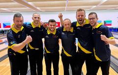 Sverige är vidare till VM-semifinal i 5-manna