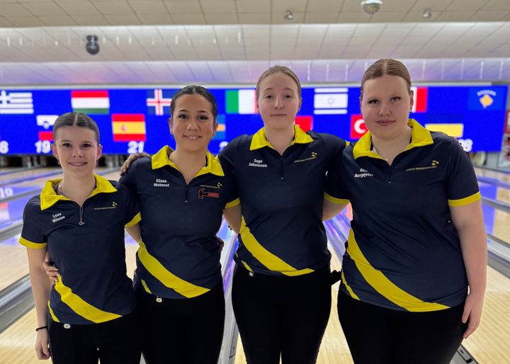 Sverige är klara för semifinal i 4-manna i junior-EM och Saga Johansson vinner guld i All Event.