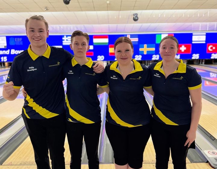Fyra svenska spelare är vidare till semifinal i masters i junior-EM.