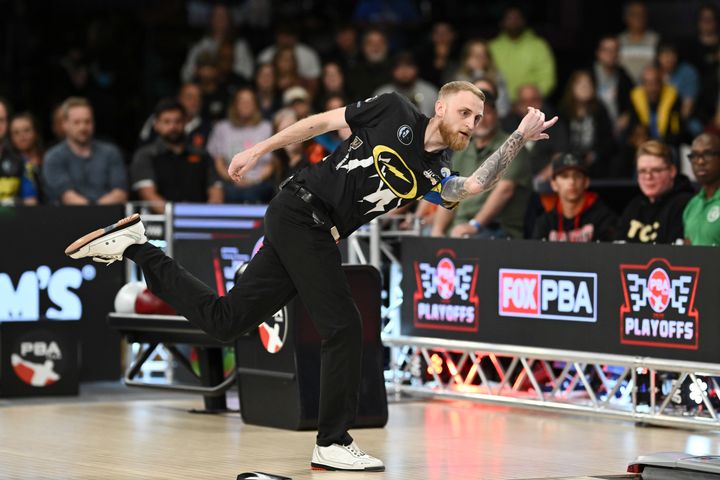 Jesper Svensson blev i natt tvåa i PBA Scorpion Championship.