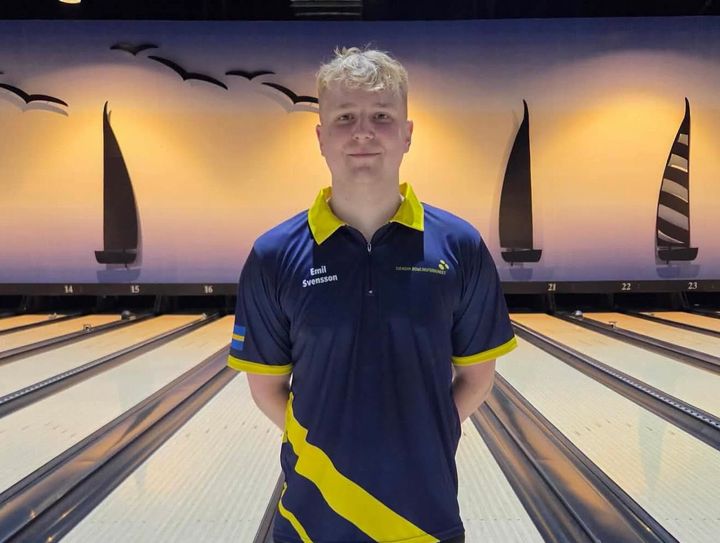 Emil Svensson är klar för semifinal i singel i U21-VM.