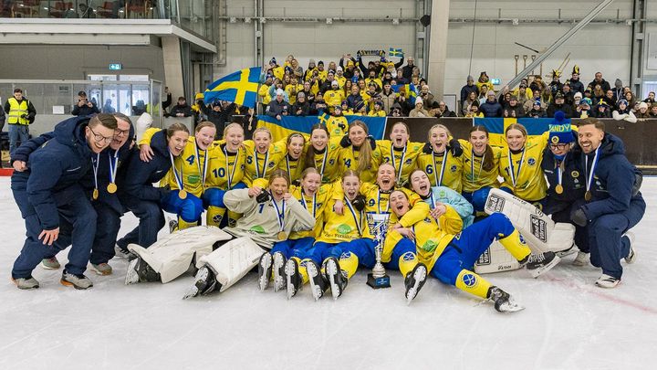 Sveriges F17-landslag försvarar VM-guldet - gör sin bästa match i finalen mot Finland