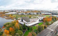 Den ikoniska byggnaden Finlandiahuset i Helsingfors öppnar upp på nytt efter många års ömsint renovering.