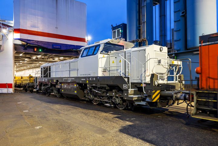 Northrails DE 18-lok anländer med tågfärjan M/S Skåne till Trelleborgs hamn från Rostock.