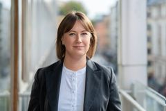 Jessica Sjönell, ansvarig för utbildningspolitik på IKEM, kommer att presentera en ny rapport på seminariet om hur vi får människor, kompetens och investeringar till svensk industri.