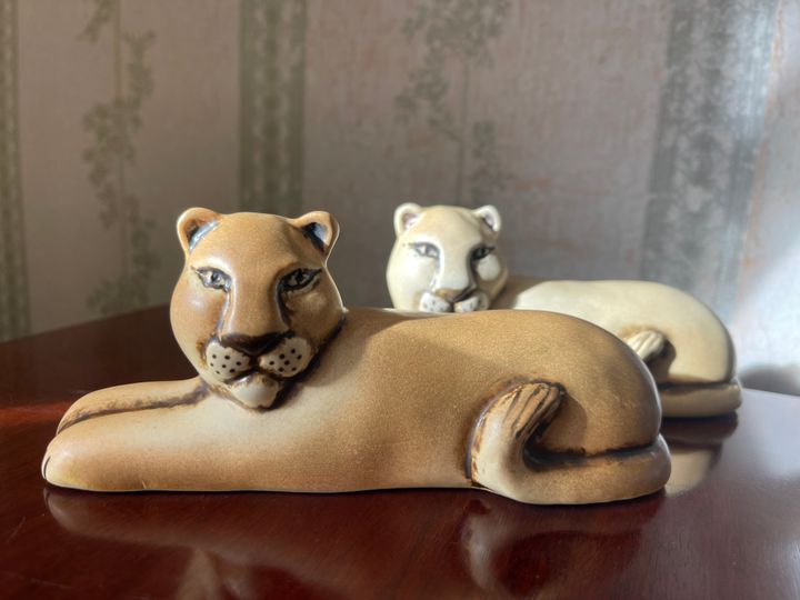 Nu släpps ytterligare en figurin av Lisa Larson, i samarbete med WWF. Foto: WWF