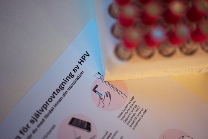 Hemtester för HPV är effektiva. Foto: Albin Håkansson/Cancerfonden