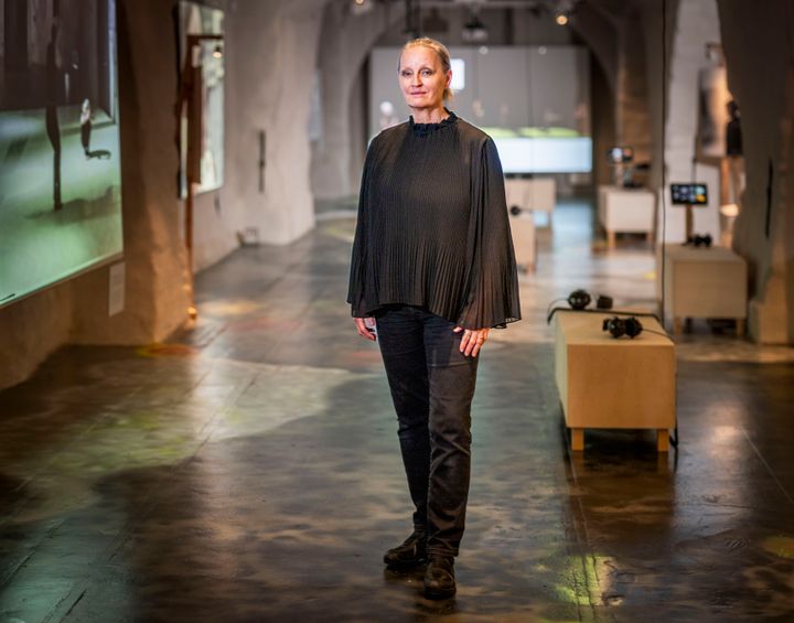 Efva Lilja i utställningen Att göra det omöjliga möjligt - fem decennier med Efva Lilja
