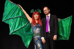 Inga Tvivel (Jan Ericsson) och Daniel Englund, pianist. Foto: Johannes Helje.