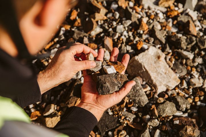 Förslaget innebär en efterlängtad förändring som rör hanteringen av icke förorenad jord och annat naturligt förekommande material från bygg- och anläggningsverksamhet.