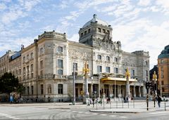 Boken innehåller ett rikt bildmaterial taget av huvudfotografen Tove Falk Olsson. På bild: Dramaten