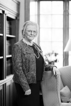 Kerstin Brismar är aktuell med boken "Motion: hälsans hörnpelare" som släpps den 17 september 2026.