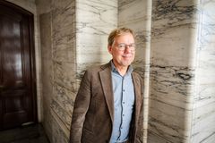 Patrik Hadenius är augustprisnominerad med sin bok Vasas testamente i kategorin Årets fackbok.