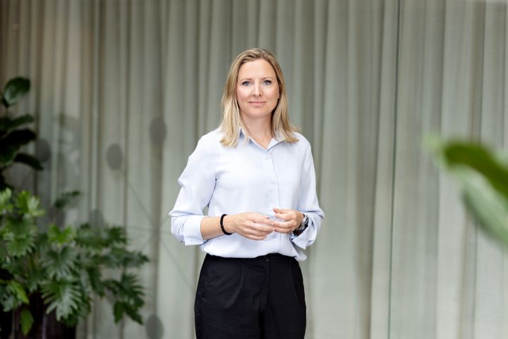 - Det känns fantastiskt roligt att få möjligheten att bli ordförande för Svensk Betong. Som branschorganisation har vi en viktig uppgift att agera lok för våra medlemmars prioriterade frågor, säger Sara Löfgren, ordförande för Svensk Betong.