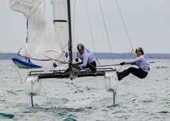 Emil Järudd/Hanna Jonsson på näst sista dagen av Nacra-VM. Foto: Sailing Energy