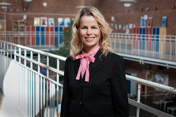 Anna Olskog, förbundsordförande Sveriges Lärare, i skola, Sven Jansson Inga restriktioner