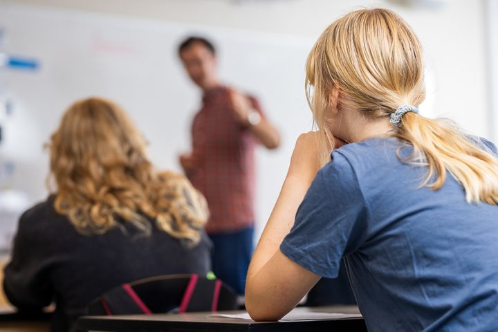 Rödgrön ledning inför Peer support inom BUP som stöd till barn och unga och deras familjer.