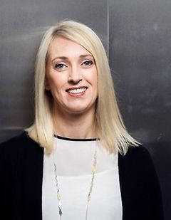 Professor Malin Malmström påtalar bristen på ekonomisk jämställdhet