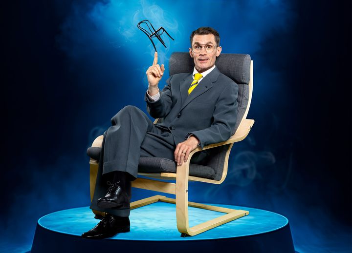 Musical artist Robert Rydberg stars as Ingvar Kamprad in Ingvar! A musical furniture saga - a musical based on the swedish entrepreneur's life. This spring the musical plays in Kamprad's native region for the first time.