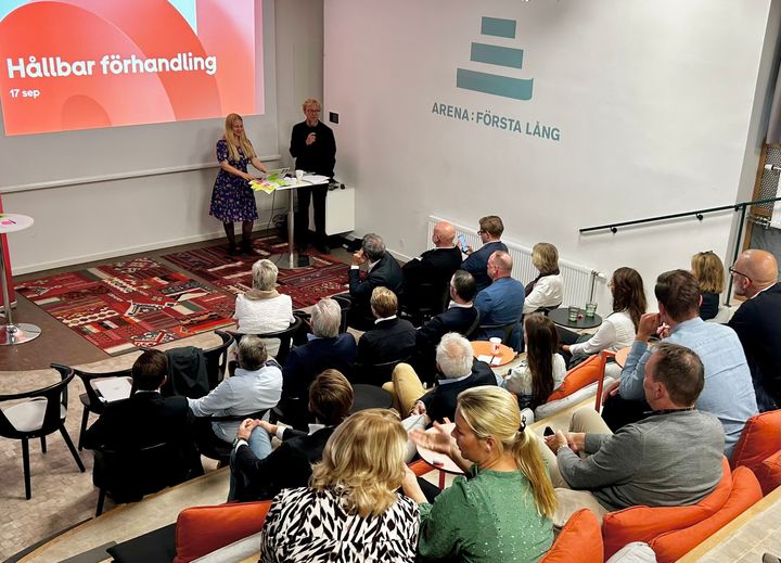 Branschen samlades för att hålla rundabordssamtal om hållbara hållbara hyror och klimatsmarta bostadslösningar i Hyregästföreningens lokaler i Göteborg. Foto Hyresgästföreningen