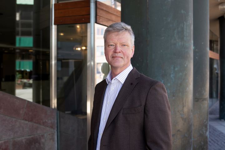 Klas Larsson, Förhandlare Hyresgästföreningen