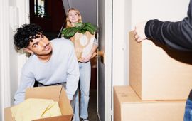 Var femte ung vuxen bor fortfarande hemma – rekordmånga vill flytta