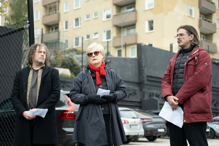 Pressträff med Jens Waldenström, Marie Linder och Ivica Buco utanför Hemholmen 1